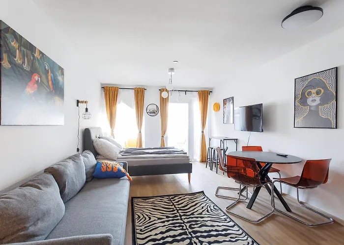 Modern With Balcony Near Station *