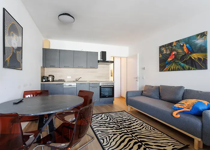 Appartement Modern With Balcony Near Station *