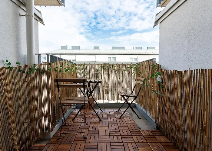 Appartement Modern With Balcony Near Station *